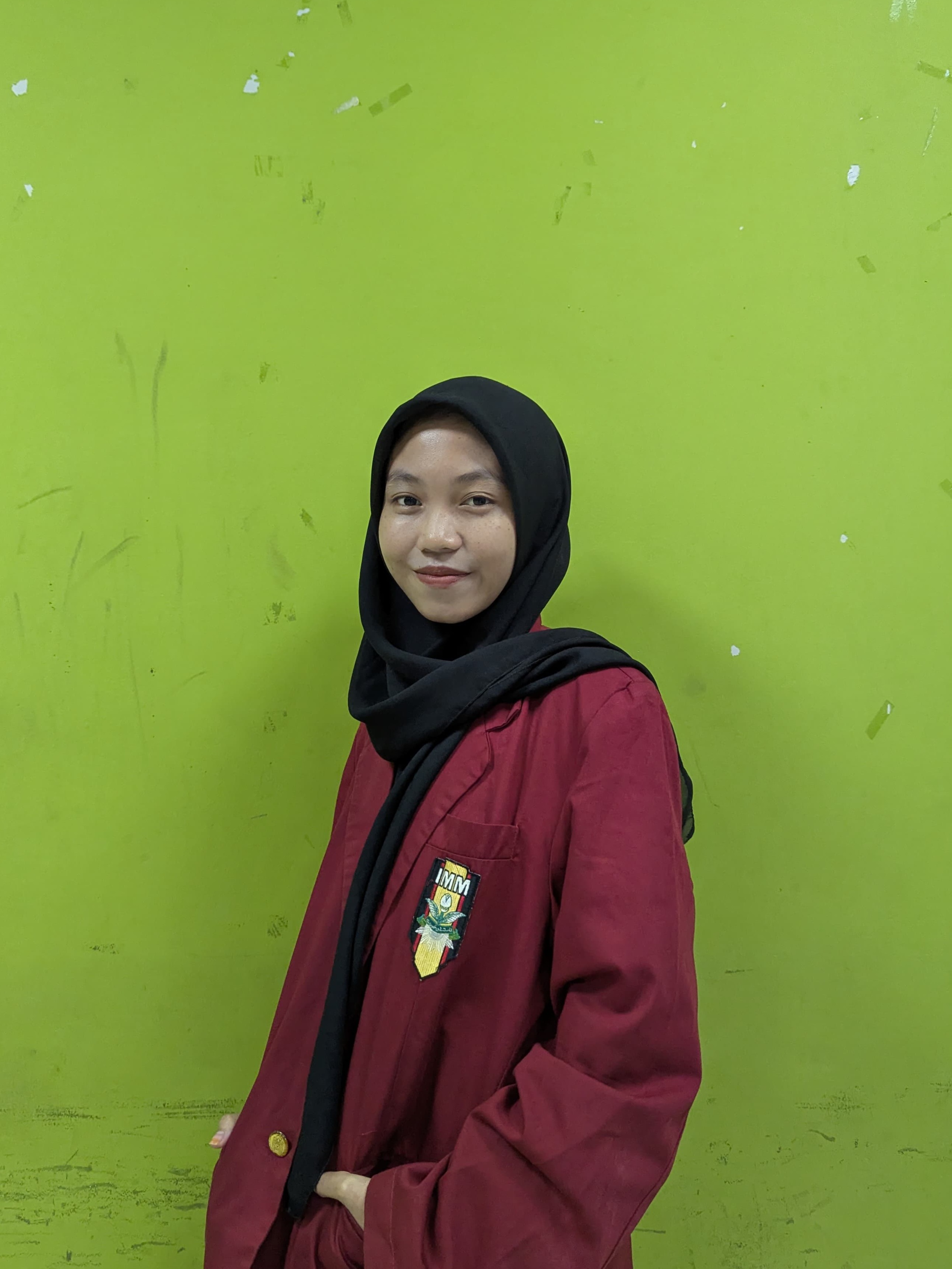 Ratri Cahya Wulandari