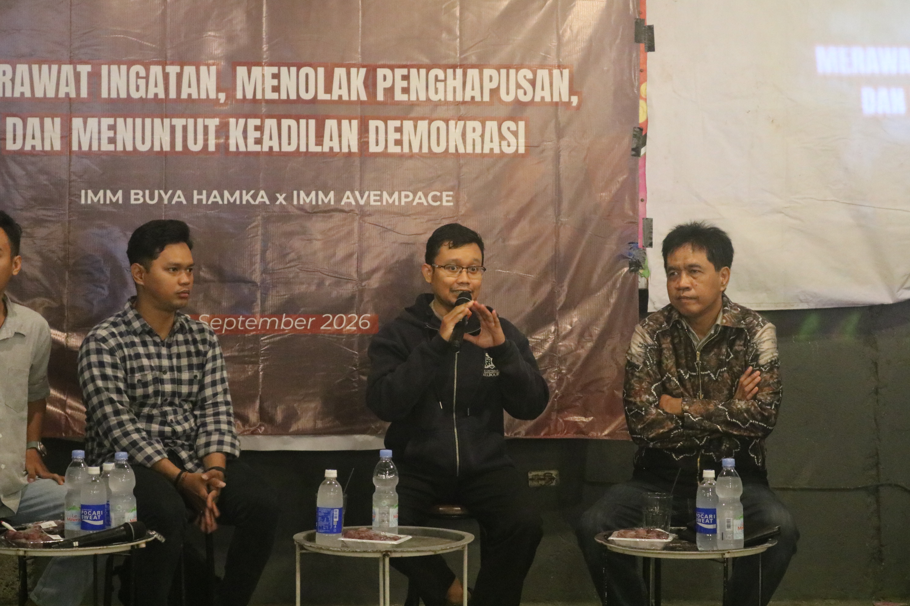Di Tengah Tuntutan Akademik, Mahasiswa Punya Tanggung Jawab Sosial