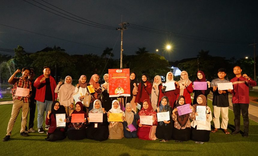 Diskusi Immawati PC IMM Kota Surabaya, Suara IMMawati Suara Perubahan: Bersuara untuk yang Bungkam – IMMawati Lawan Kekerasan Seksual. Diskusi Immawati PC IMM Kota Surabaya, Suara IMMawati Suara Perubahan: Bersuara untuk yang Bungkam – IMMawati Lawan Kekerasan Seksual.