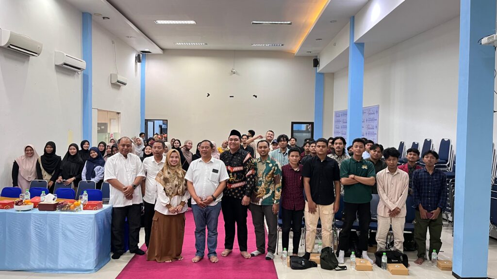 Kegiatan World Environment Day Collaboration PC IMM Kota Surabaya. (Sumber: Ayun)